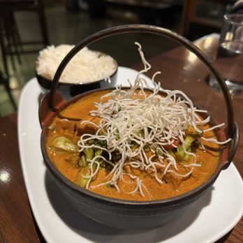 Malai Kitchen - Vegetarian Curry Pot with Tofu - Thai Near Me - Dallas, Texas Malai Kitchen - Vegetarian Curry Pot with Tofu - Thai Near Me - Dallas, Texas