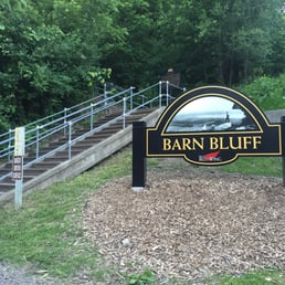 Barn Bluff Barn Bluff