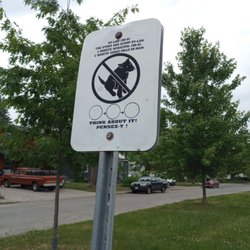 Harrold Place Park - Dogs allowed in the open green space of the park, but don't forget to clean up after them.