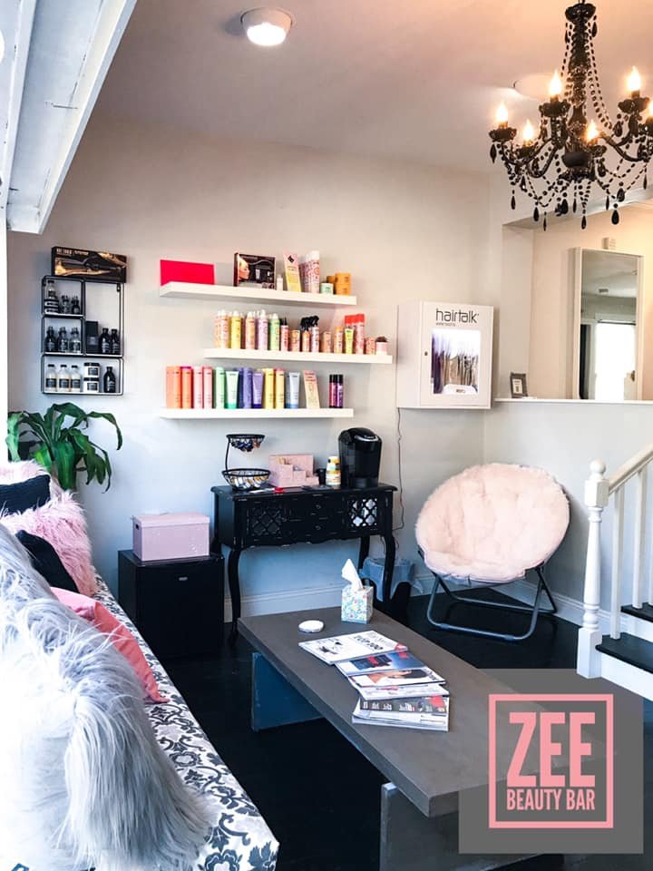 Zee Beauty Bar Logo