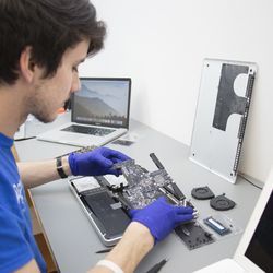 iRevive - MacBook Logic board installation.