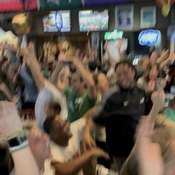 Bruno's Tavern - Tulane winning the COTTON BOWL BABY!! - Sports Bars Near Me - New Orleans, Louisiana Bruno's Tavern - Tulane winning the COTTON BOWL BABY!! - Sports Bars Near Me - New Orleans, Louisiana