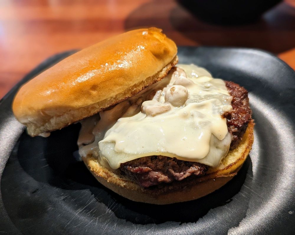 Kenji Burger