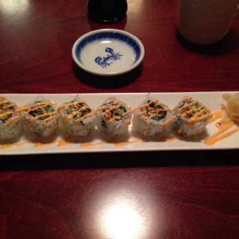 Ebi Sushi Bar - Spicy salmon skin roll - Sushi Bars Near Me - Somerville, Massachusetts