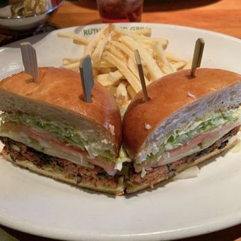 Rutherford Grill - Veggie Burger - American Near Me - Rutherford, California