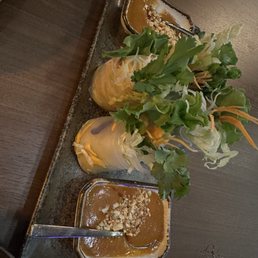 Summer Roll w/peanut sauce Summer Roll w/peanut sauce