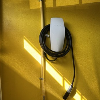 Dash Electric - Tesla Wall Charger - Electricians Near Me - Riverside, California