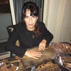 Leyenda Cubana Cigar Shop and Lounge