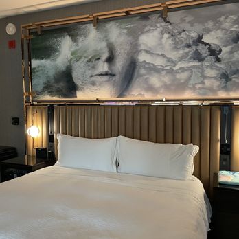 Hotel EMC2, Autograph Collection - Hotels Near Me - Chicago, Illinois
