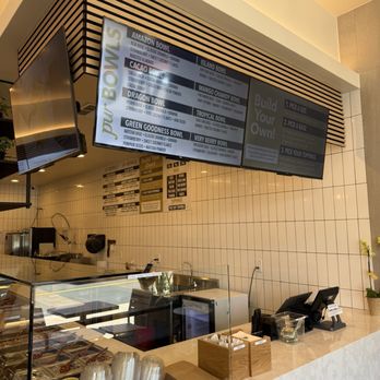 Nguyen’s Kitchen - Vietnamese Near Me - Long Beach, California