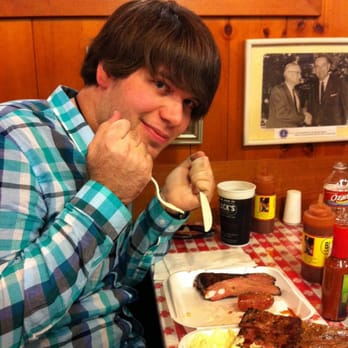 Black's Barbecue Lockhart - I'm about to take advantage of some nomnom BBQ! - Barbeque Near Me - Lockhart, Texas