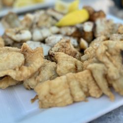 Molly Goodhead's Raw Bar & Restaurant - Fried fish nuggets