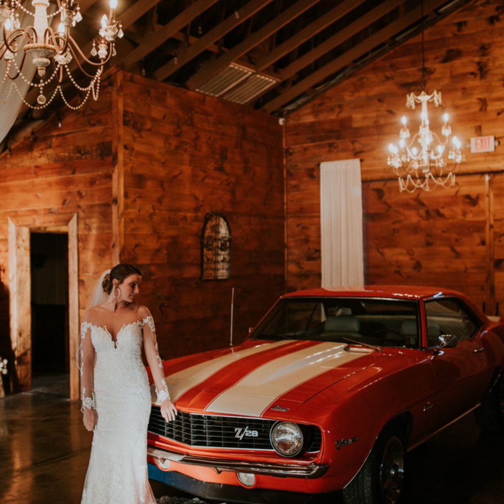 Making Christmas Ornaments from Pressed Flowers as a Memorial, image size:1000x1000
