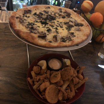 Tratto - Mushroom truffle pizza and frito misto - Italian Near Me - San Francisco, California Tratto - Mushroom truffle pizza and frito misto - Italian Near Me - San Francisco, California