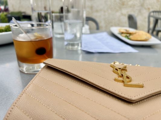 Tre Luna Bar and Kitchen by null