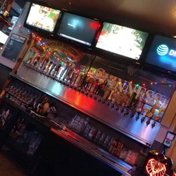 Montana's Bar & Grille