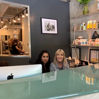 Hampton Salon - Nail Salons Near Me - Newport Beach, California Hampton Salon - Nail Salons Near Me - Newport Beach, California