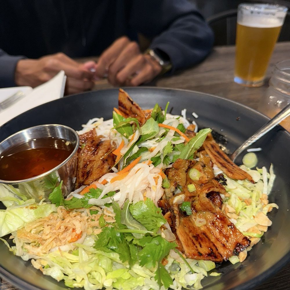 Simmer - Pork vermicelli Noodle - Vietnamese Near Me - Rohnert Park, California Simmer - Pork vermicelli Noodle - Vietnamese Near Me - Rohnert Park, California