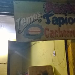 Temos Pastel, Tapioca e Cachorro Quente