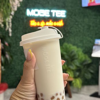 Moge Tee - Osmanthus Milk Tea with Golden Boba - Bubble Tea Near Me - San Diego, California Moge Tee - Osmanthus Milk Tea with Golden Boba - Bubble Tea Near Me - San Diego, California