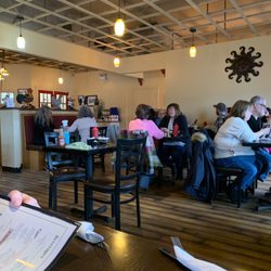 Scotts Family Restaurant - Inside