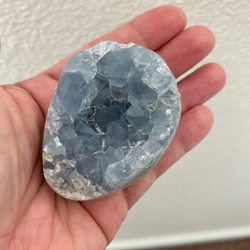 Vicki's Rocks Readings & Books - Celestite egg geode