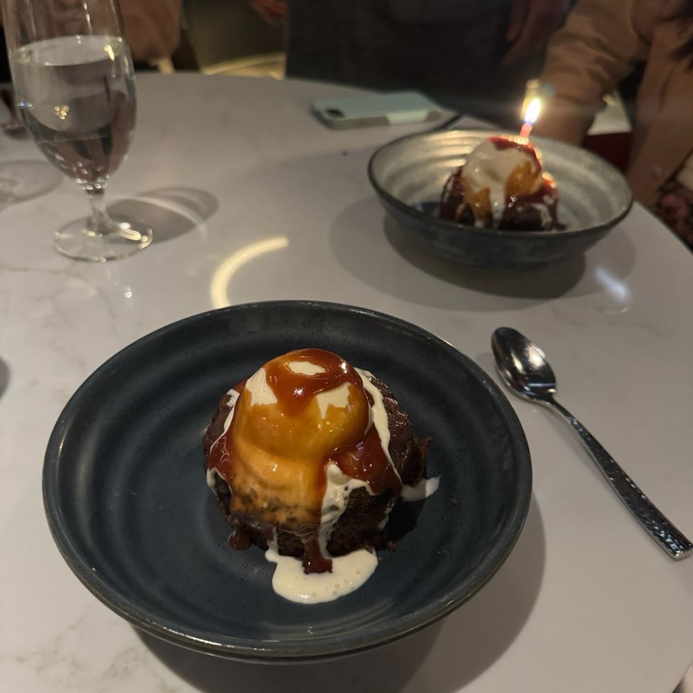 Ramsay's Kitchen - Sticky toffee pudding - New American Near Me - Las Vegas, Nevada