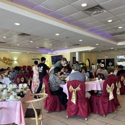 Brother Seafood Restaurant - Interior
