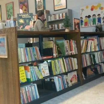Totem Books - Books, books  and more books... - Bookstores Near Me - Flint, Michigan