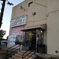 Clairemont Liquor - Storefront, South facing