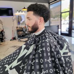 Sharp Image Barbers