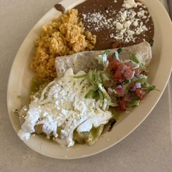 El Gallo Giro Orem - Combo enchilada burrito plate