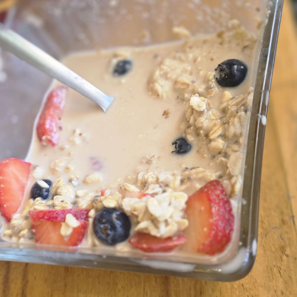 Roma Roma - Over night oats- my 11 yr. Old daughter loved it ALL - Breakfast & Brunch Near Me - La Paz, BCS Roma Roma - Over night oats- my 11 yr. Old daughter loved it ALL - Breakfast & Brunch Near Me - La Paz, BCS