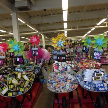 Five Below - Discount Store Near Me - Westbury, New York