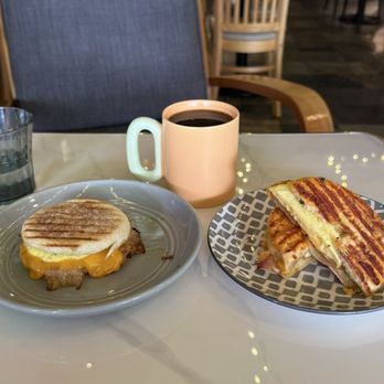 Shoal Point Coffee House - Coffee & Tea Near Me - Victoria, British Columbia Shoal Point Coffee House - Coffee & Tea Near Me - Victoria, British Columbia