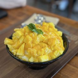 Sul & Beans - Mango shaved ice