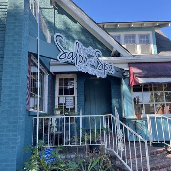1. Upper Cut Salon and Spa