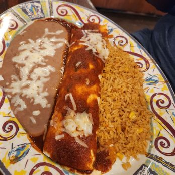 Mexican Inn Cafe - Chicken burrito - Mexican Near Me - Burleson, Texas Mexican Inn Cafe - Chicken burrito - Mexican Near Me - Burleson, Texas