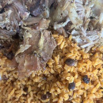 Mi Sabor Restaurant - Pernil and Yellow Rice - Dominican Near Me - Hartford, Connecticut Mi Sabor Restaurant - Pernil and Yellow Rice - Dominican Near Me - Hartford, Connecticut