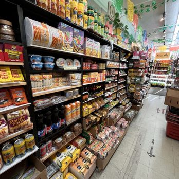 Amigos Mios - International Grocery Near Me - Burnaby, British Columbia