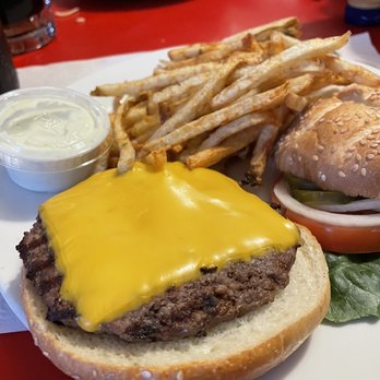 Crowbar Cafe - Cheeseburger - American Near Me - Shoshone, California