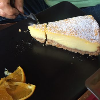 Volume - Cheesecake very delicious - Wine Bars Near Me - Florence, FI