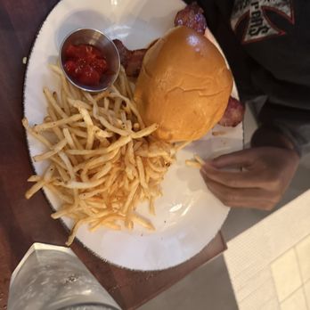 J. Alexander's Restaurant - Old Fashioned Burger and Fries - Steakhouses Near Me - Peachtree City, Georgia