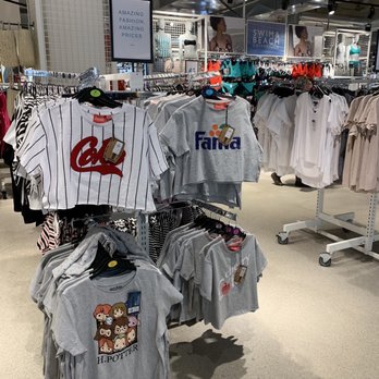 Primark - Fashion Near Me - Munich, BY