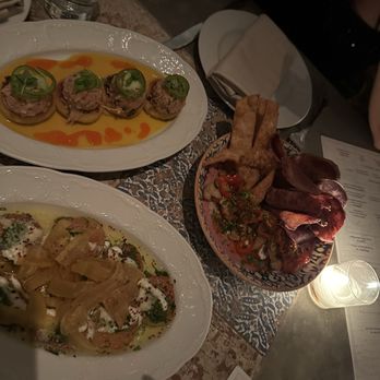 Mariel - Cuban Near Me - Boston, Massachusetts