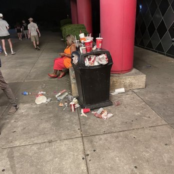 AMC CHERRY HILL 24 - Updated June 2024 - 80 Photos & 307 Reviews - 2121