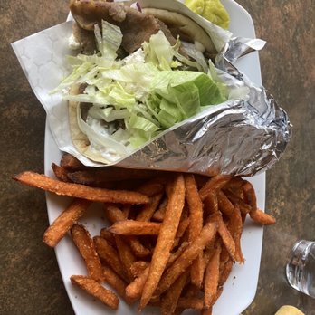The Executive Diner - Athens Gyro - Diners Near Me - Alexandria, Virginia The Executive Diner - Athens Gyro - Diners Near Me - Alexandria, Virginia
