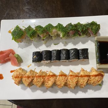 Volcano Sushi Bar & Hibachi - Knockout roll, oyster roll, salmon roll - Sushi Bars Near Me - Norman, Oklahoma Volcano Sushi Bar & Hibachi - Knockout roll, oyster roll, salmon roll - Sushi Bars Near Me - Norman, Oklahoma
