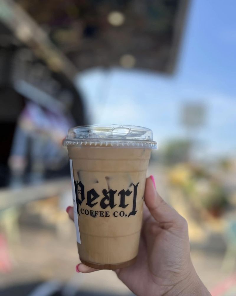 Pearl Coffee Company Logo
