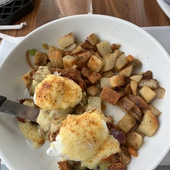 Turning Point - big easy benedict - Breakfast & Brunch Near Me - Newark, Delaware